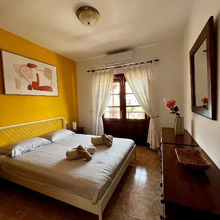 Cozy Marina, Iris Fase 1, Wifi Holiday home *